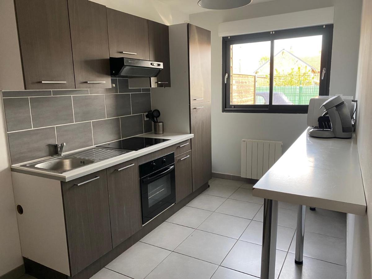 Logement calme à la campagne Thennes Exterior foto